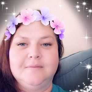 Meet your Posher, Angie